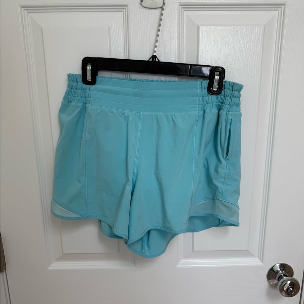 Women’s (size 10) Hotty Hot High-Rise Lined Short 4"